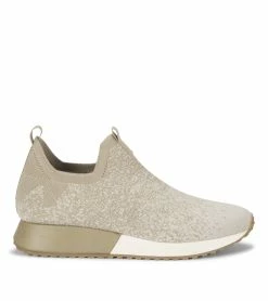 Top 10 ⭐ Baretraps Pringer Slip On 👟 Sneaker (BT28629) Sand 🧨 -Cheap Sandals Store 0a4d9ef38c0675c6eda61d7eedd3f1d46d25ec40 73757.1673083876