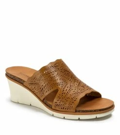 Best Sale 🥰 Baretraps Barb Wedge 🩴 Sandal (BT27282) Caramel ✨
