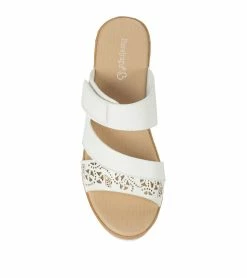 Promo ❤️ Baretraps Gigi Block Heel Slide 🩴 Sandal (BT29188) White 💯 -Cheap Sandals Store baretraps gigi block heel slide sandal bt29188 33969.1671651754